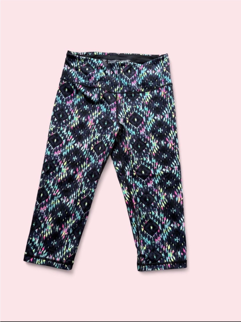 Victoria’s Secret Pink VSX Capri Athletic Leggings